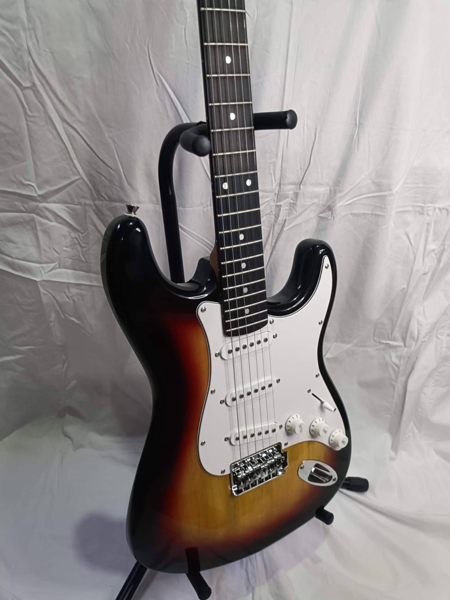 Smiger L-G1M Electric Guitar (Sunburst) Picture